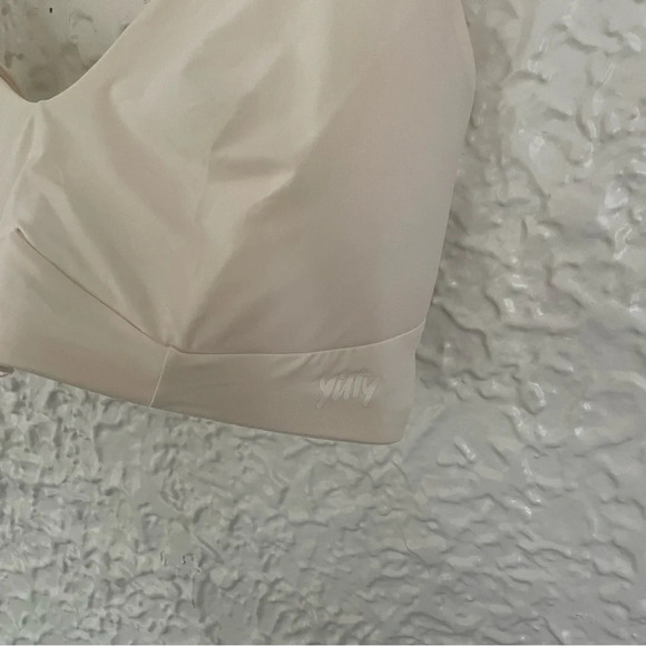 Women’s Yitty Smoothed Reality Plunge Bra Size Medium in On My Ivories - Picture 4 of 11